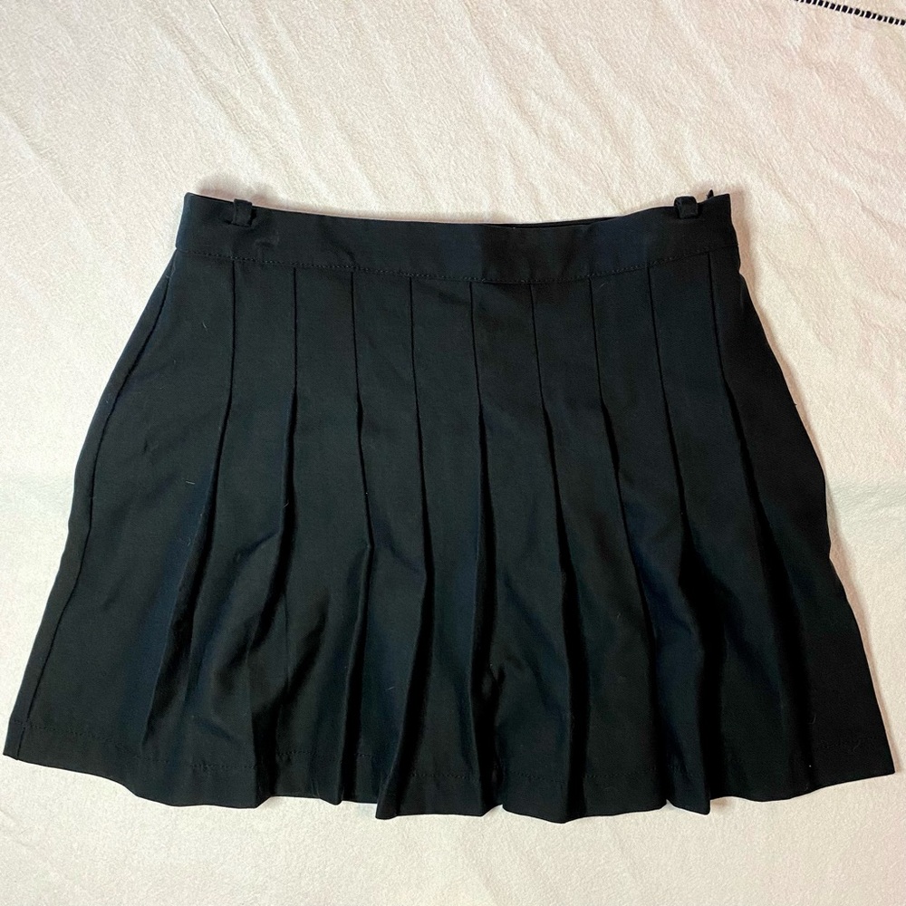 Urban Outfitters Black Pleated Mini Skirt Size Medium